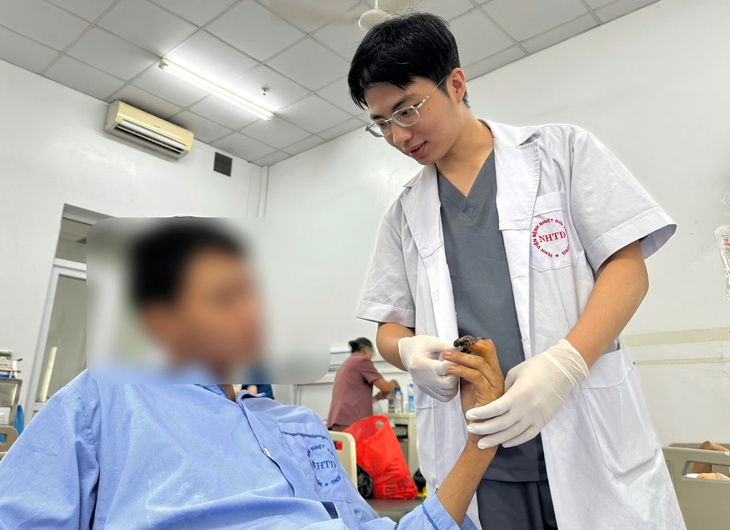 Máy cắt làm lóc da 3 ngón tay, hoại tử xương- Ảnh 3.