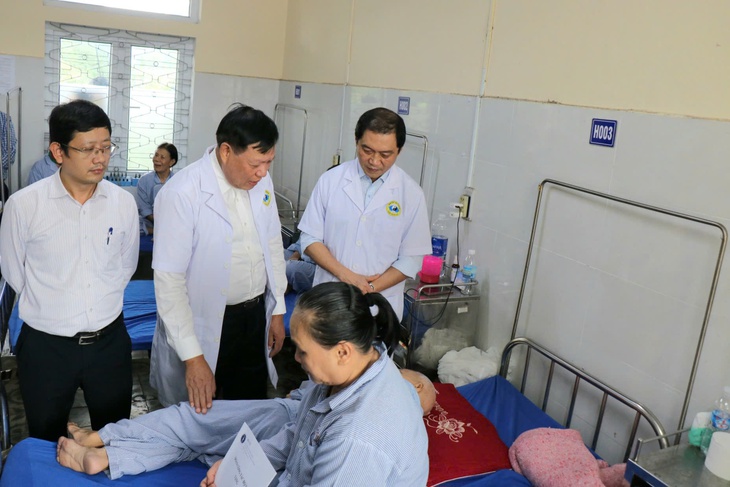 Thứ trưởng Đỗ Xuân Tuyên: Chủ động phòng chống thiên tai và dịch bệnh sau mưa lũ- Ảnh 1.
