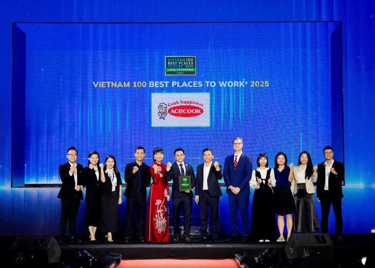 Acecook Việt Nam 10 năm liên tiếp vào Top 100 nơi làm việc tốt nhất Việt Nam- Ảnh 1. Acecook Việt Nam 10 năm liên tiếp vào Top 100 nơi làm việc tốt nhất Việt Nam- Ảnh 1.