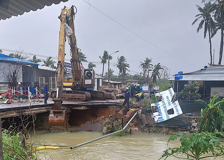 Lộ trình di chuyển người dân cần biết để tránh ngập lụt, sạt lở tại miền Trung- Ảnh 2. Lộ trình di chuyển người dân cần biết để tránh ngập lụt, sạt lở tại miền Trung- Ảnh 2.