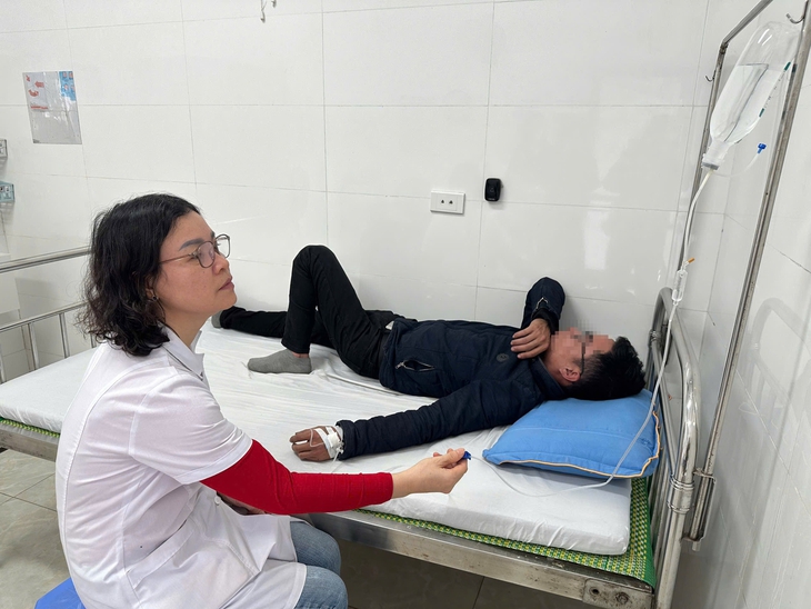 Nhiều ca mắc cúm A trở nặng, bác sĩ khuyến cáo người dân không tự ý dùng Tamiflu - Ảnh 1. Nhiều ca mắc cúm A trở nặng, bác sĩ khuyến cáo người dân không tự ý dùng Tamiflu - Ảnh 1.