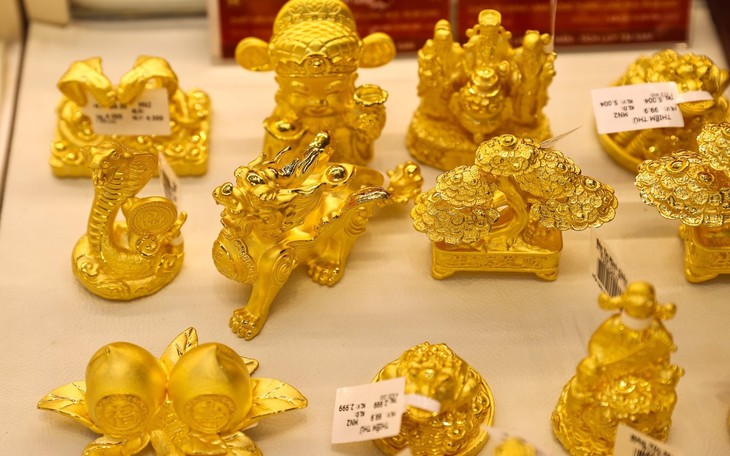 Giá vàng hôm nay ngày 24/11 nằm yên nghe ngóng