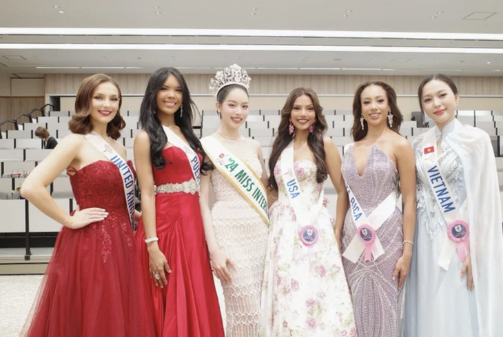 Kiều Duy diện 2 trang phục gây chú ý ở Bán kết Miss International 2025- Ảnh 2. Kiều Duy diện 2 trang phục gây chú ý ở Bán kết Miss International 2025- Ảnh 2.