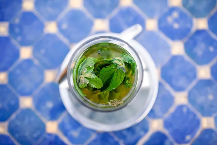 4 loại đồ uống sau bữa tối giúp giảm đầy hơi và hỗ trợ tiêu hóa hiệu quả- Ảnh 1.