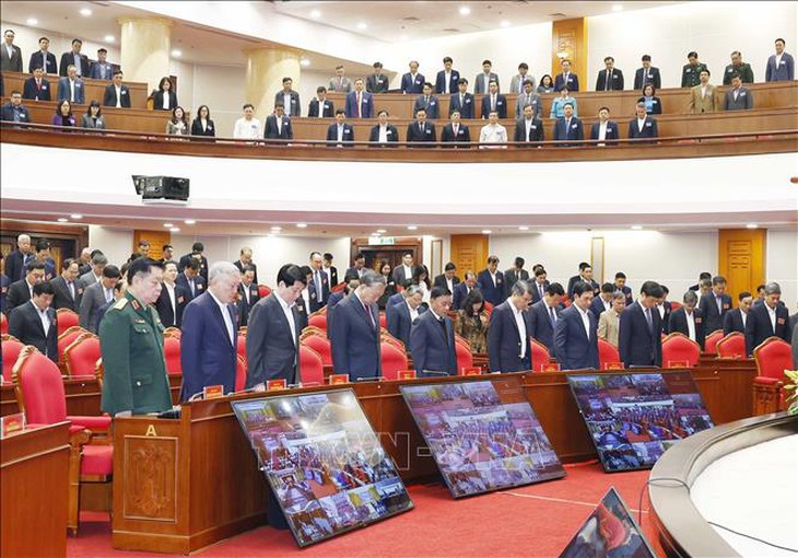 Tổng Bí thư Tô Lâm và các đại biểu ủng hộ đồng bào bão lũ- Ảnh 1. Tổng Bí thư Tô Lâm và các đại biểu ủng hộ đồng bào bão lũ- Ảnh 1.