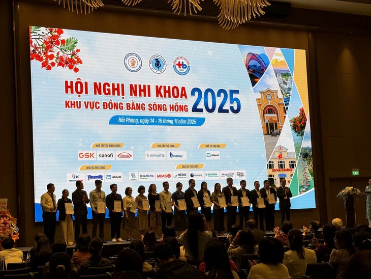 Vitadairy đồng hành cùng Hội nghị Nhi Khoa khu vực Đồng Bằng Sông Hồng 2025- Ảnh 1. Vitadairy đồng hành cùng Hội nghị Nhi Khoa khu vực Đồng Bằng Sông Hồng 2025- Ảnh 1.