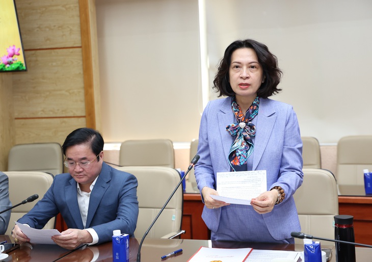 Bộ Y tế tiếp nhận 20 tấn hoá chất để hỗ trợ các địa phương khu vực Trung Bộ và Tây Nguyên khắc phục hậu quả mưa lũ - Ảnh 1. Bộ Y tế tiếp nhận 20 tấn hoá chất để hỗ trợ các địa phương khu vực Trung Bộ và Tây Nguyên khắc phục hậu quả mưa lũ - Ảnh 1.