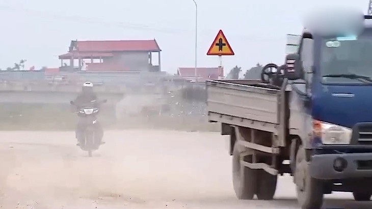 Cảnh báo ô nhiễm không khí gia tăng ở Bắc Bộ những ngày tới- Ảnh 2. Cảnh báo ô nhiễm không khí gia tăng ở Bắc Bộ những ngày tới- Ảnh 2.