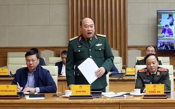 Phó Thủ tướng chỉ đạo rà soát vận hành hồ thủy điện, ngăn nguy cơ lũ quét khi bão số 15 áp sát- Ảnh 3. Phó Thủ tướng chỉ đạo rà soát vận hành hồ thủy điện, ngăn nguy cơ lũ quét khi bão số 15 áp sát- Ảnh 3.