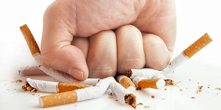 Việc áp dụng các chính sách y tế công cộng vẫn đang đối mặt với nhiều thách thức khi tỷ lệ hút thuốc vẫn cao- Ảnh 1.