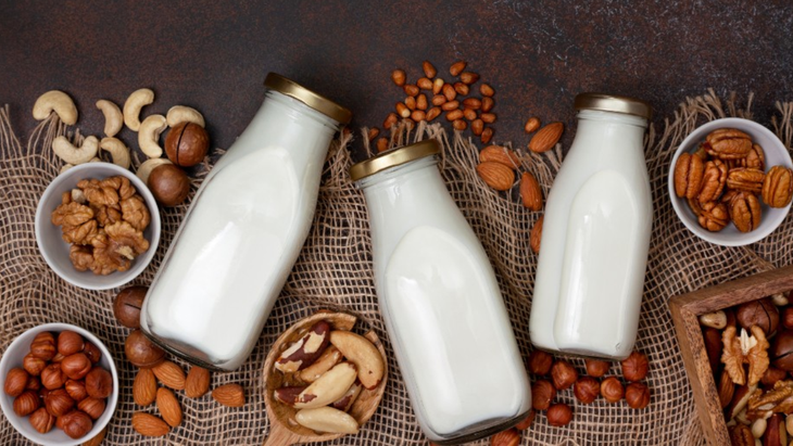 Uống sữa hạt thay bữa sáng có tốt không?- Ảnh 2.