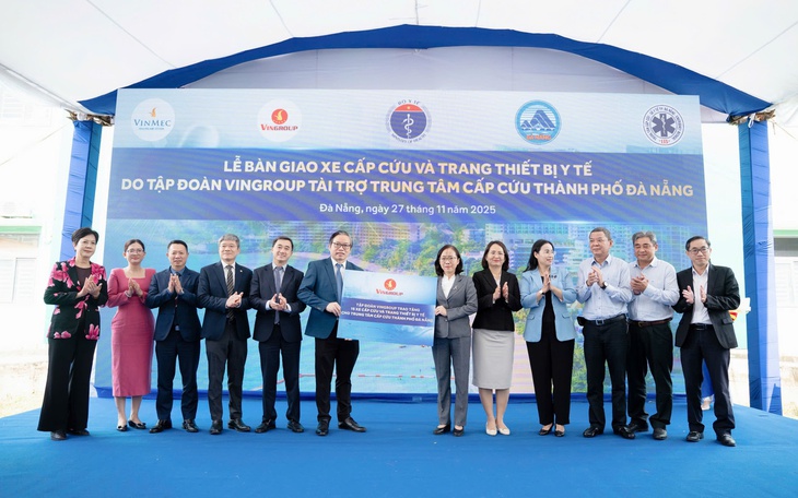 Hà Tĩnh tiếp nhận nhiều 'phòng cấp cứu di động'- Ảnh 3.
