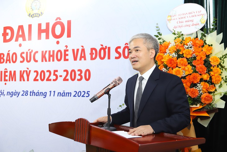 Báo Sức khỏe và Đời sống ủng hộ đồng bào vùng lũ miền Trung - Tây Nguyên- Ảnh 9.
