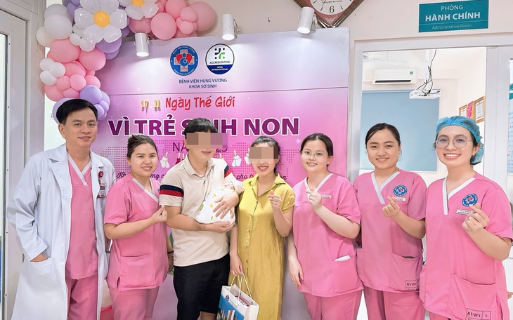 Kỳ tích nuôi sống bé sinh non 23 tuần, nặng 640g ở TPHCM