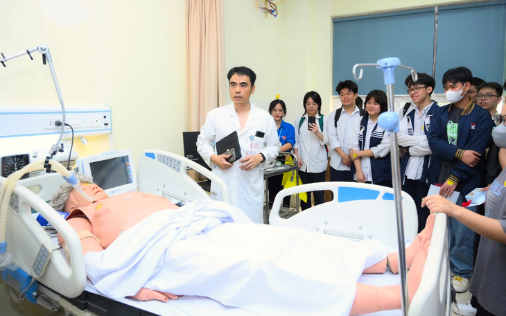 Học sinh lớp 12 chọn tập trung thế mạnh thay vì ôm đồm phương thức xét tuyển- Ảnh 2.