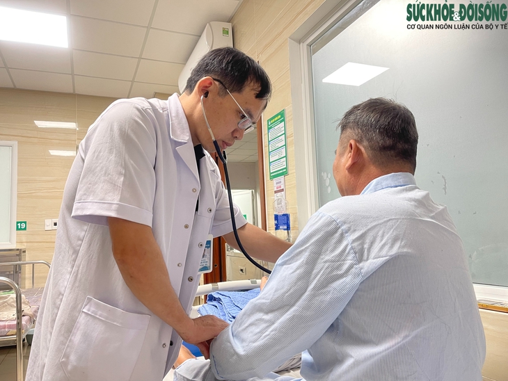 Nhiều người ‘tiền mất, tật mang’ vì mua thuốc ngoài chợ, trên mạng trị gout- Ảnh 3. Nhiều người ‘tiền mất, tật mang’ vì mua thuốc ngoài chợ, trên mạng trị gout- Ảnh 3.