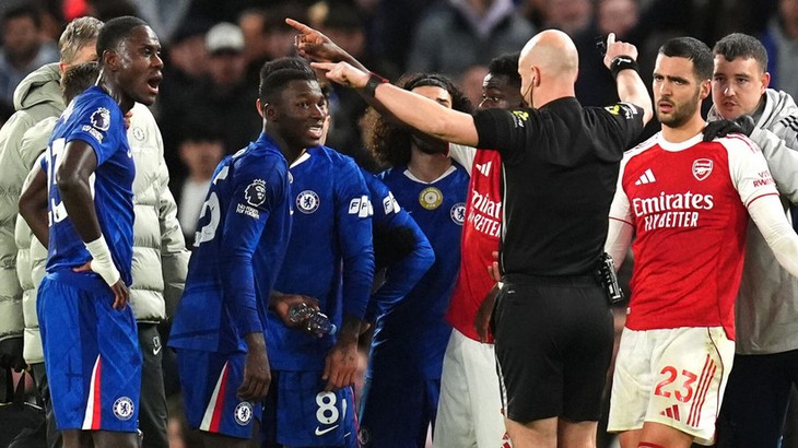 Premier League: Chelsea-Arsenal chia điểm trong trận cầu 'mưa thẻ phạt'- Ảnh 1.