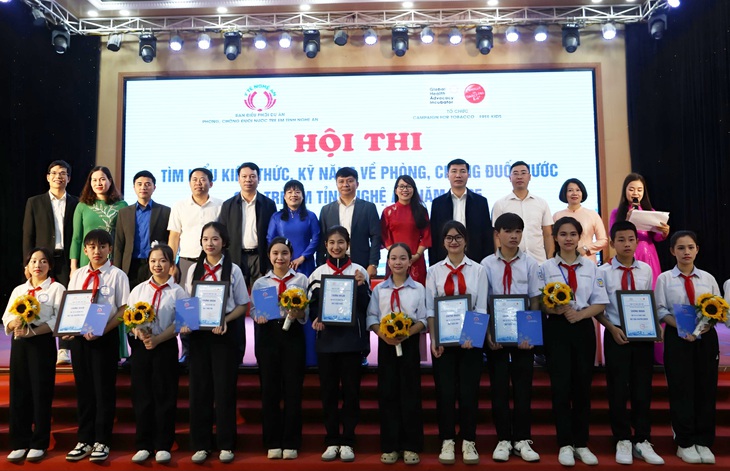 Nghệ An siết chặt phòng, chống đuối nước trẻ em: Quyết tâm không để thêm một sinh mạng bị cuốn đi- Ảnh 6. Nghệ An siết chặt phòng, chống đuối nước trẻ em: Quyết tâm không để thêm một sinh mạng bị cuốn đi- Ảnh 6.