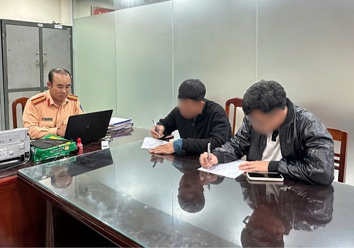 Xử nghiêm thanh niên nhận tội thay anh rể, người lái xe gây tai nạn bỏ trốn- Ảnh 1. Xử nghiêm thanh niên nhận tội thay anh rể, người lái xe gây tai nạn bỏ trốn- Ảnh 1.
