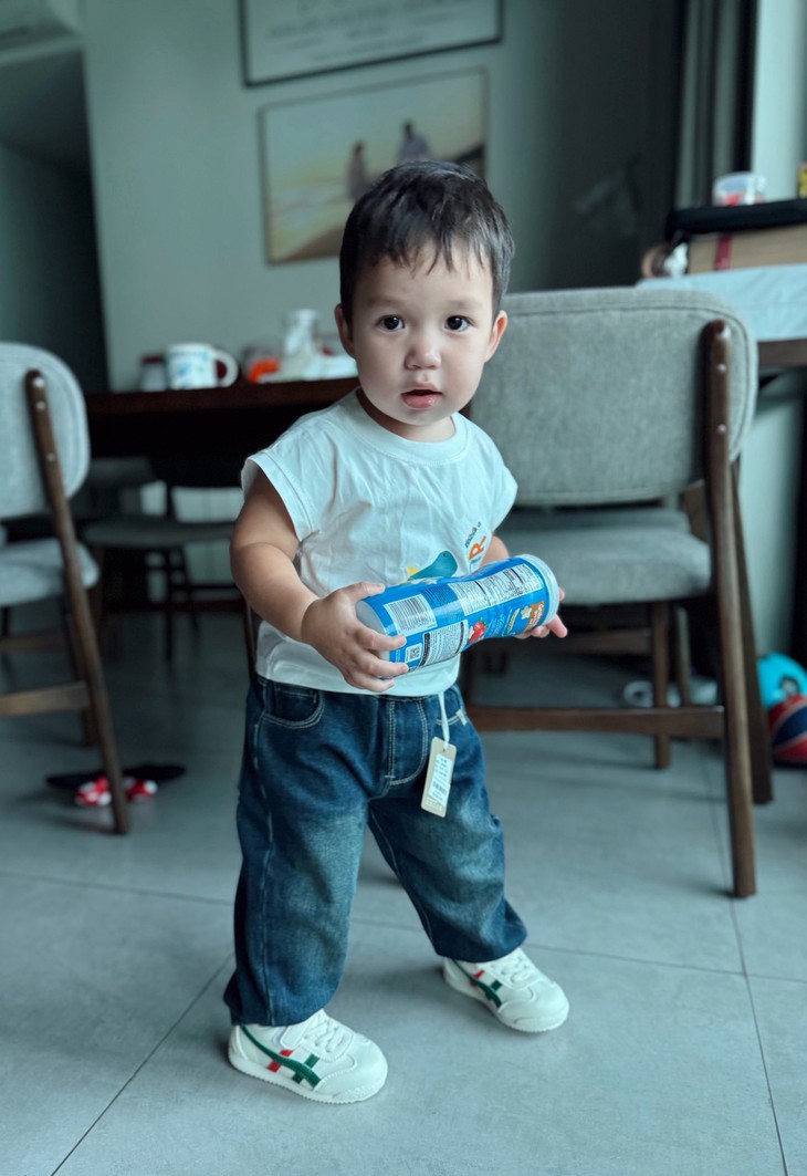 9 năm hôn nhân đẹp như cổ tích của siêu mẫu Hà Anh và chồng Tây- Ảnh 15.