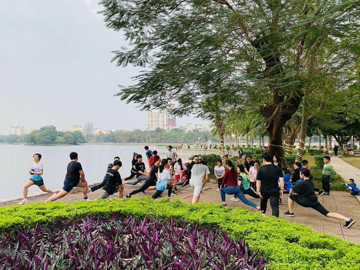 Sức mạnh đội nhóm trong tập luyện và thực hành dinh dưỡng: Khi cùng nhau, sức khỏe bền vững hơn- Ảnh 1. Sức mạnh đội nhóm trong tập luyện và thực hành dinh dưỡng: Khi cùng nhau, sức khỏe bền vững hơn- Ảnh 1.