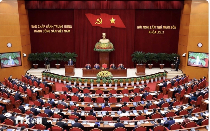 Thông cáo báo chí về ngày làm việc thứ nhất Hội nghị Trung ương 14 khóa XIII
