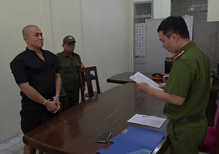 Bắt kẻ chủ mưu chém trọng thương 2 nạn nhân sau hơn 10 năm gây án- Ảnh 1.