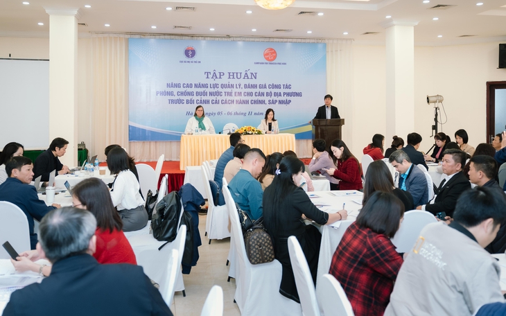 Nghệ An siết chặt phòng, chống đuối nước trẻ em: Quyết tâm không để thêm một sinh mạng bị cuốn đi- Ảnh 10.