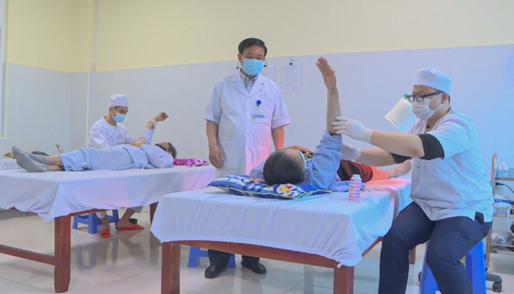 Phát huy vai trò YHCT trong điều trị bệnh mạn tính và phục hồi chức năng: Cần đột phá về cơ chế, chính sách- Ảnh 1.