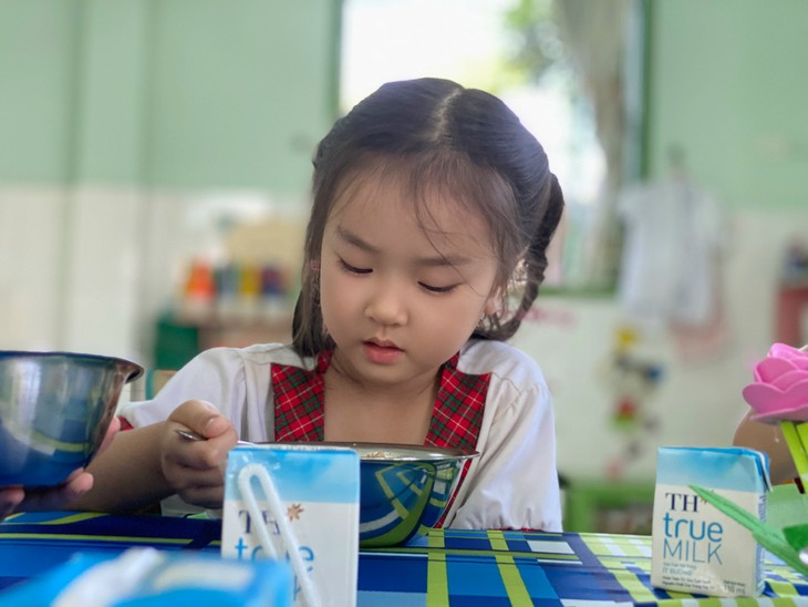 Dinh dưỡng học đường - nền tảng cho tầm vóc và tương lai người Việt- Ảnh 2. Dinh dưỡng học đường - nền tảng cho tầm vóc và tương lai người Việt - Ảnh 1.