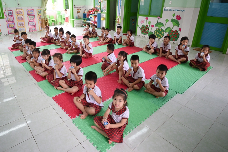 Luật hóa dinh dưỡng học đường là nền tảng đầu tư vào con người - Ảnh 2.