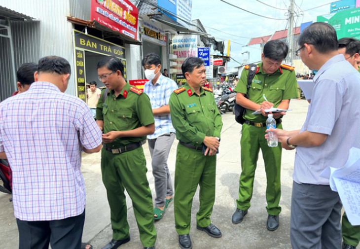 Bí ẩn hai mẹ con tử vong trên giường- Ảnh 1. Bí ẩn hai mẹ con tử vong trên giường- Ảnh 1.