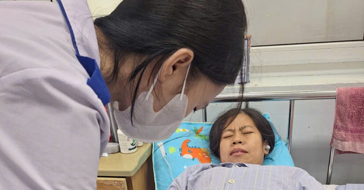 365 triệu đồng tiếp sức cô giáo nghèo chống chọi bệnh suy thận- Ảnh 3.