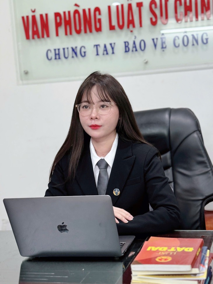 Khi phát hiện bị chụp lén, nạn nhân cần làm gì để bảo vệ bản thân?- Ảnh 1.