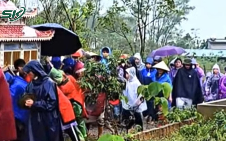 Cựu cán bộ đăng ký đất đai ở Đà Nẵng bị bắt sau 3 năm lẩn trốn- Ảnh 2.