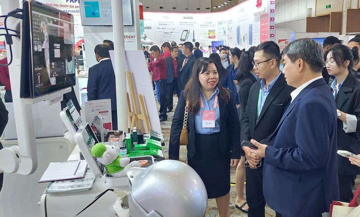 Hơn 1.000 chuyên gia tham dự sự kiện khoa học lớn nhất ngành Răng Hàm Mặt Việt Nam 2025- Ảnh 3. Hơn 1.000 chuyên gia tham dự sự kiện khoa học lớn nhất ngành Răng Hàm Mặt Việt Nam 2025- Ảnh 3.