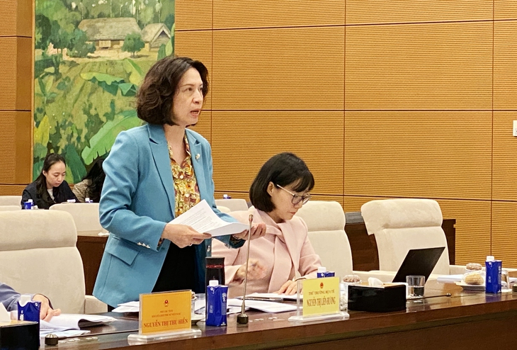 Đề xuất ‘hành hung nhân viên y tế có thể bị xử lý hình sự như chống người thi hành công vụ, buộc xin lỗi công khai’- Ảnh 2.