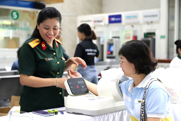 Lối sống 'công nghiệp' khiến người thành thị dễ mắc bệnh suy giáp hơn người nông thôn- Ảnh 1. Lối sống 'công nghiệp' khiến người thành thị dễ mắc bệnh suy giáp hơn người nông thôn- Ảnh 1.