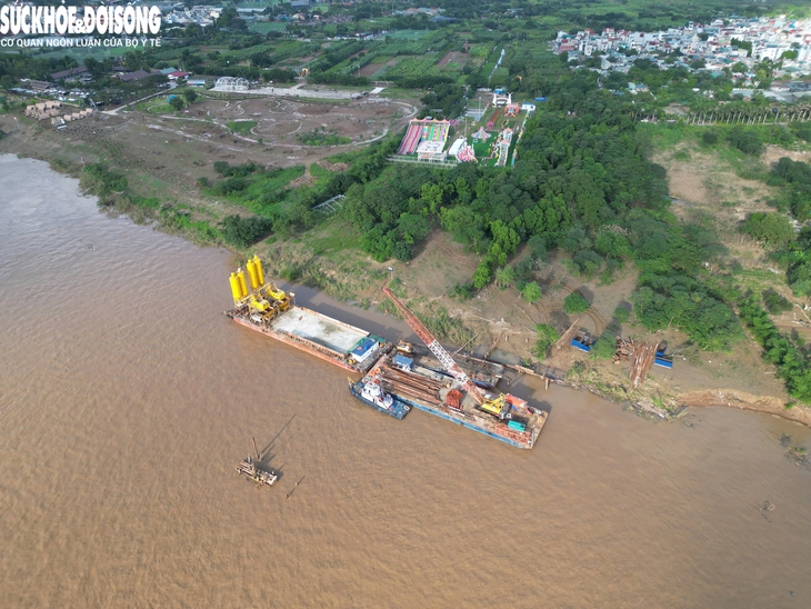 Khu vực xây dựng cầu Trần Hưng Đạo sau 1 tháng thi công- Ảnh 3.