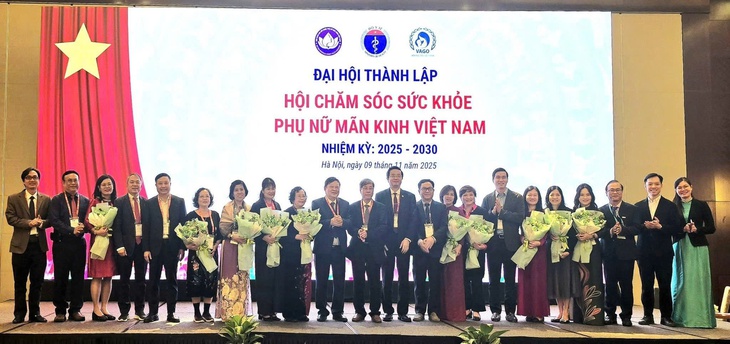 Mỗi năm, Việt Nam tăng thêm khoảng 200.000 phụ nữ trong độ tuổi tiền mãn kinh - Ảnh 2. Mỗi năm, Việt Nam tăng thêm khoảng 200.000 phụ nữ trong độ tuổi tiền mãn kinh - Ảnh 2.