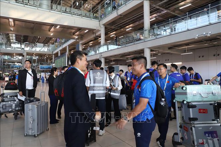 U22 Việt Nam đến Bangkok, sẵn sàng cho trận ra quân gặp Lào- Ảnh 1. U22 Việt Nam đến Bangkok, sẵn sàng cho trận ra quân gặp Lào- Ảnh 1.