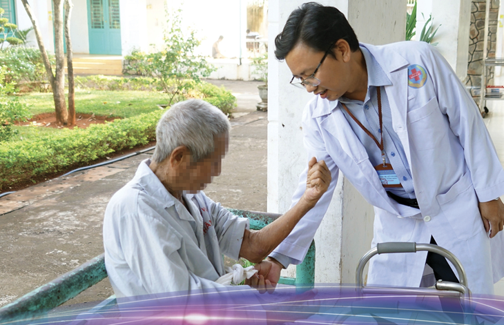 TPHCM khẩn trương hỗ trợ tiền ăn cho bệnh nhân phong, HIV, tâm thần- Ảnh 1.