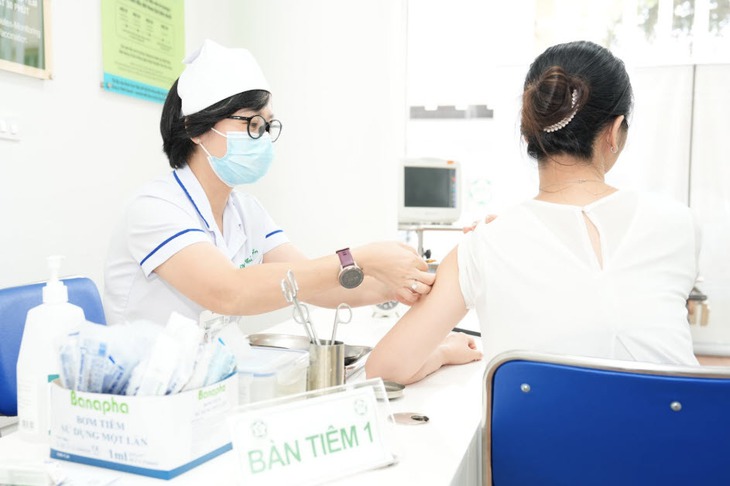 Phụ nữ từng quan hệ tình dục vẫn nên tiêm phòng HPV- Ảnh 1.