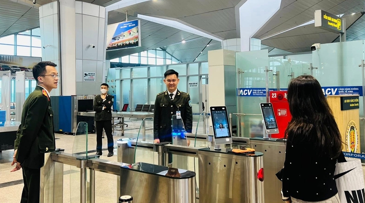 Sân bay Vinh mở cửa trở lại từ 19/12, triển khai nhận diện sinh trắc học hành khách- Ảnh 1.