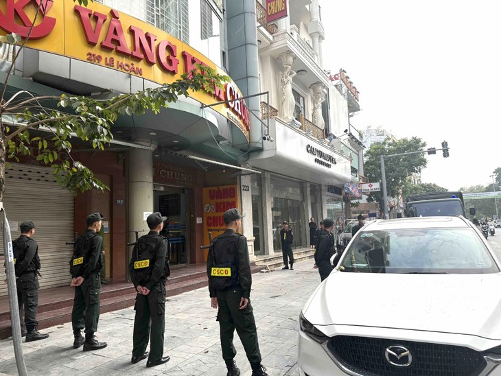 Chiêu trò trốn thuế của vợ chồng chủ tiệm vàng Kim Chung- Ảnh 1.