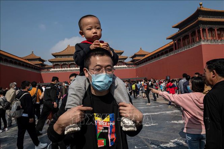 Trung Quốc trả toàn bộ chi phí sinh con để ngăn khủng hoảng dân số- Ảnh 1.