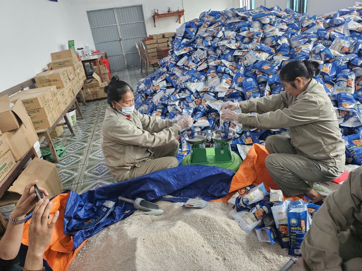 Xây dựng cộng đồng vững mạnh từ việc chăm lo từng người dân- Ảnh 4. Xây dựng cộng đồng vững mạnh từ việc chăm lo từng người dân- Ảnh 4.
