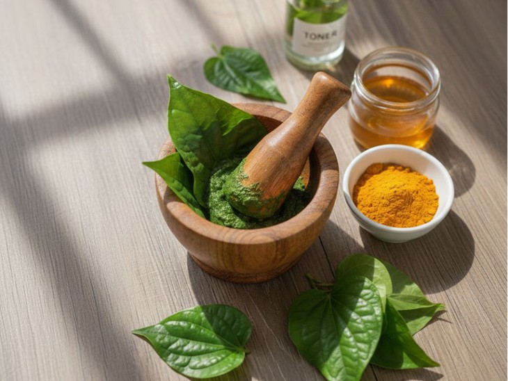 Hướng dẫn 3 cách làm sạch và dưỡng ẩm da bằng lá trầu không- Ảnh 1.