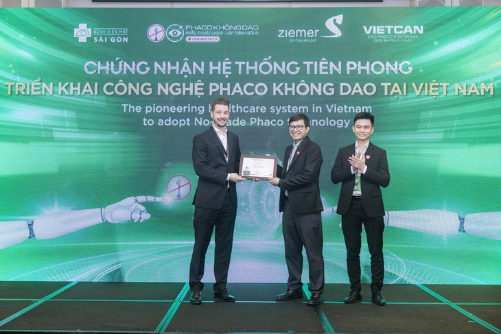 Mắt Sài Gòn được vinh danh hệ thống tiên phong về công nghệ Phaco Không Dao- Ảnh 2. Mắt Sài Gòn được vinh danh hệ thống tiên phong về công nghệ Phaco Không Dao- Ảnh 2.