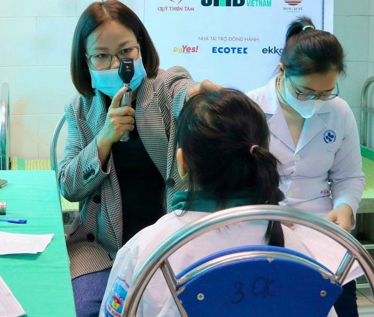 Mổ mắt miễn phí cho trẻ có khuyết tật về mắt tại Hưng Yên- Ảnh 1.